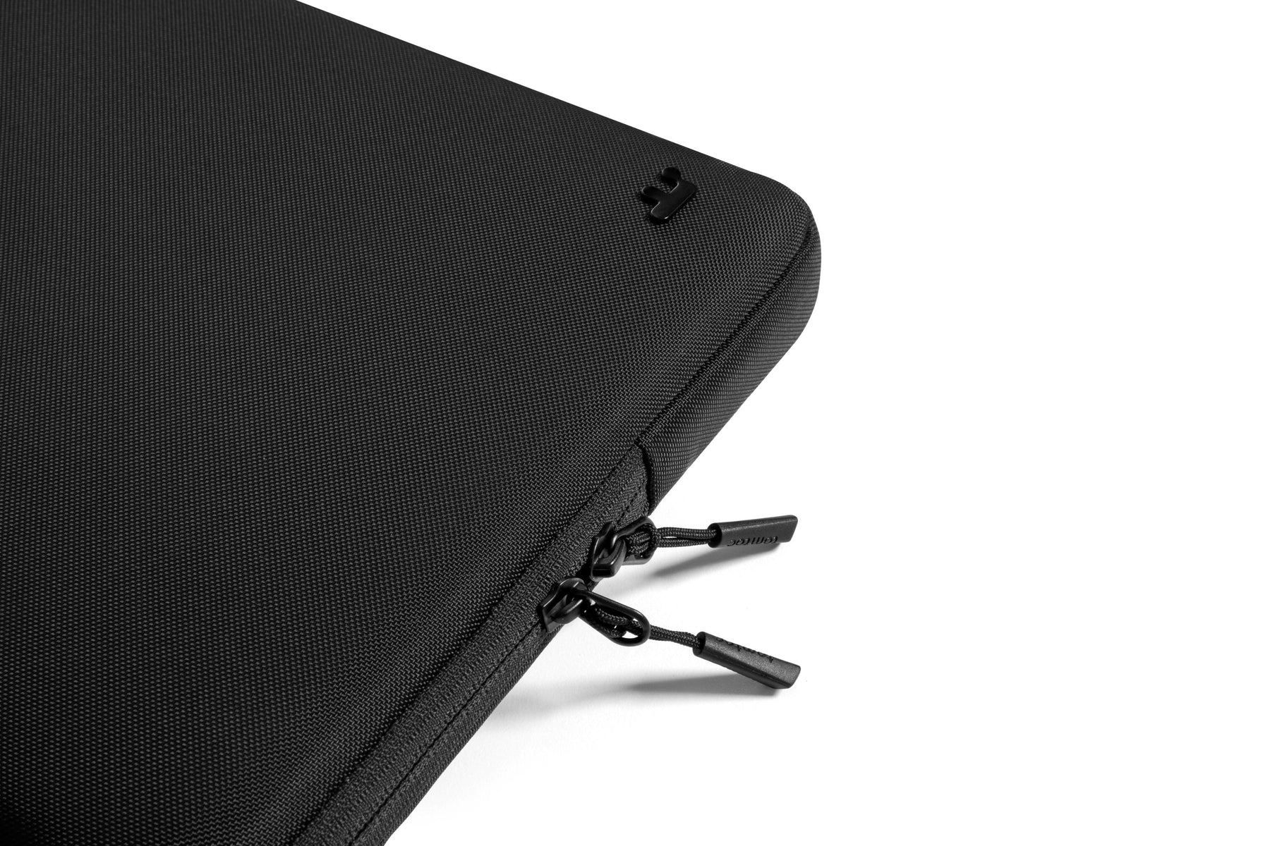 Defender-A13 Premium Laptop Sleeve - 16 inch - Black