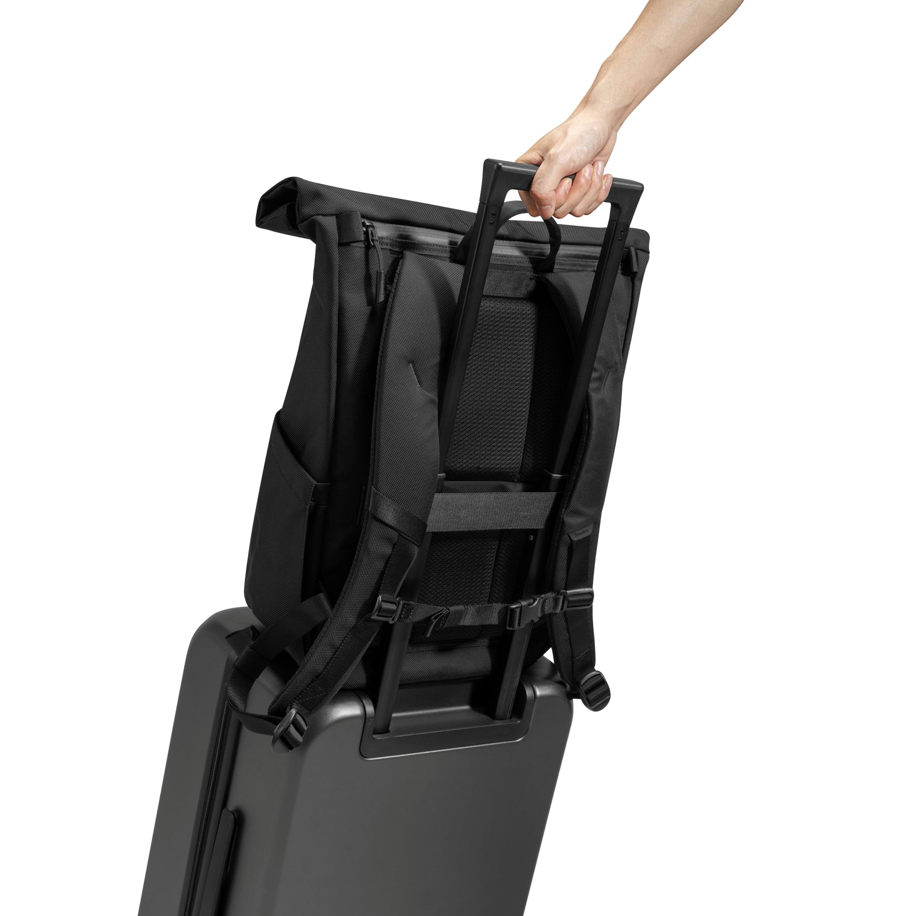 Navigator-T61 Rolltop Backpack for a 17.3-inch (25L - 30L)