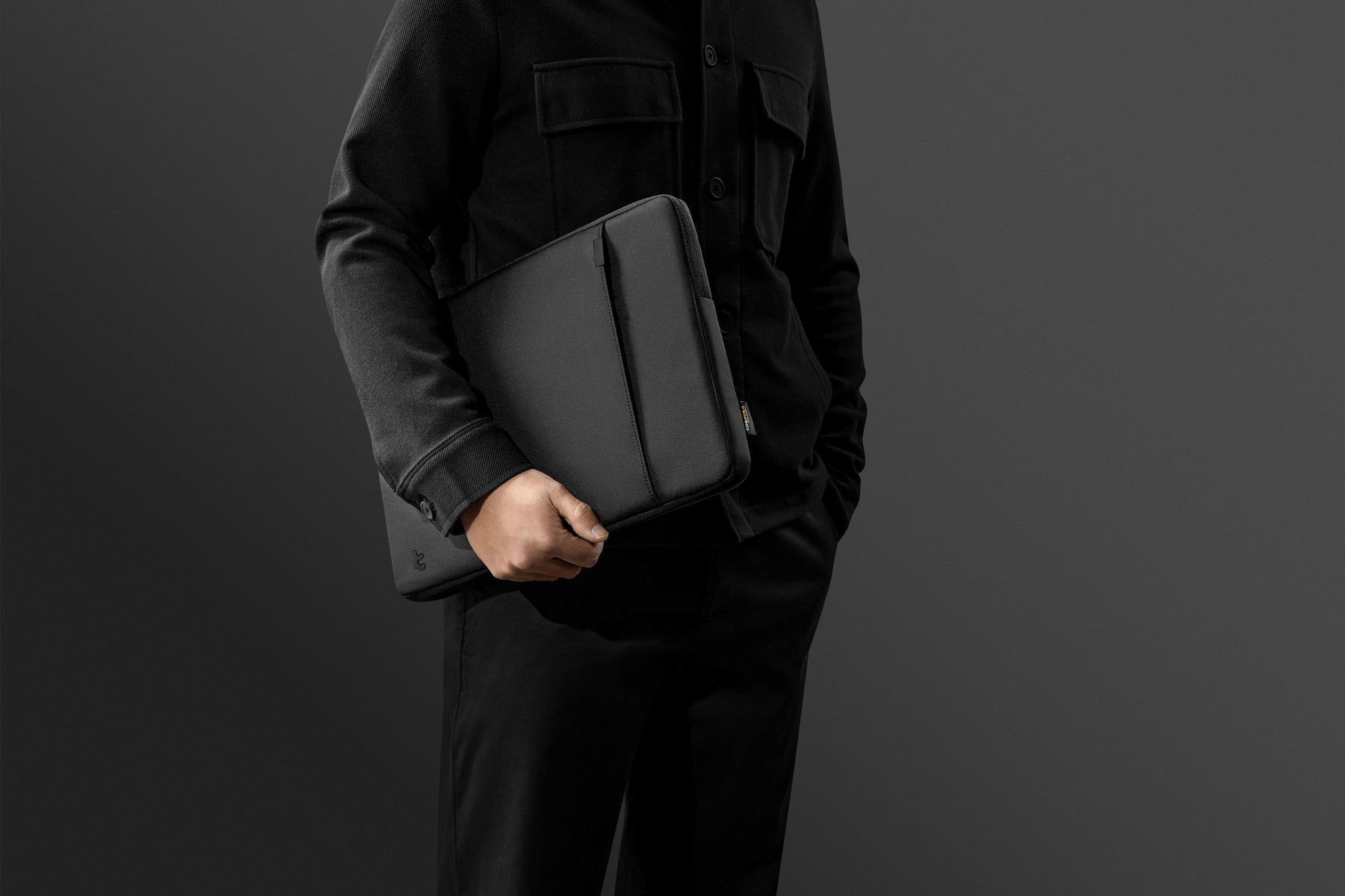 Defender-A13 Premium Laptop Sleeve - 16 inch - Black
