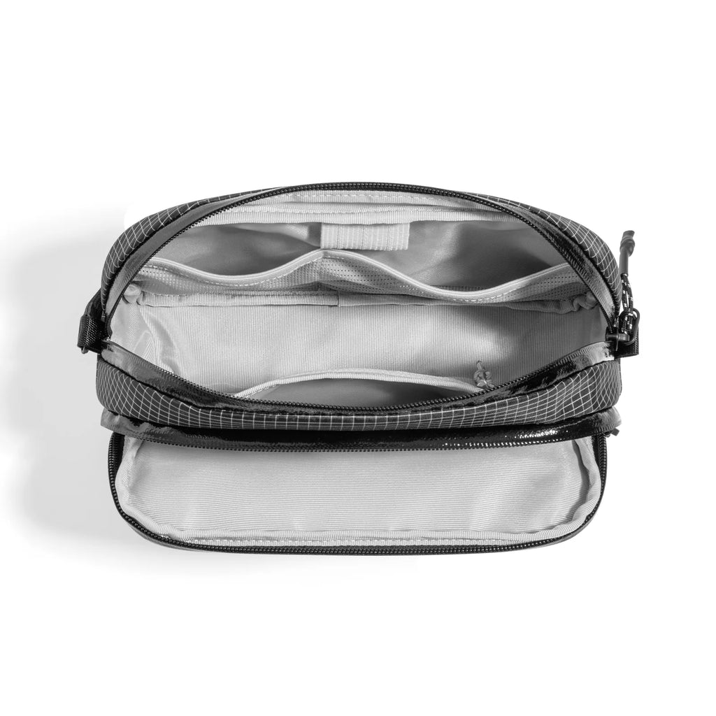 Light-T12 Advanced Tech Organizer Black