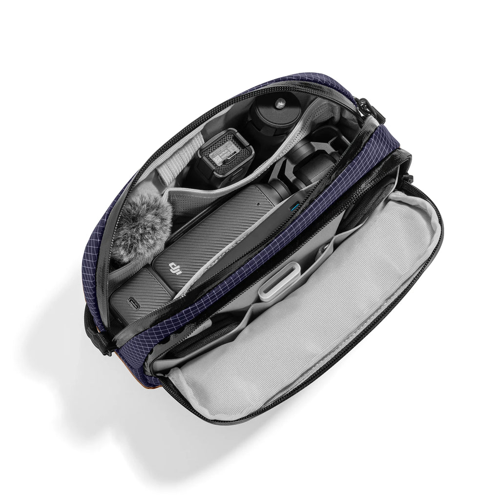 Light-T12 Electronic Accessory Pouch 1.8L