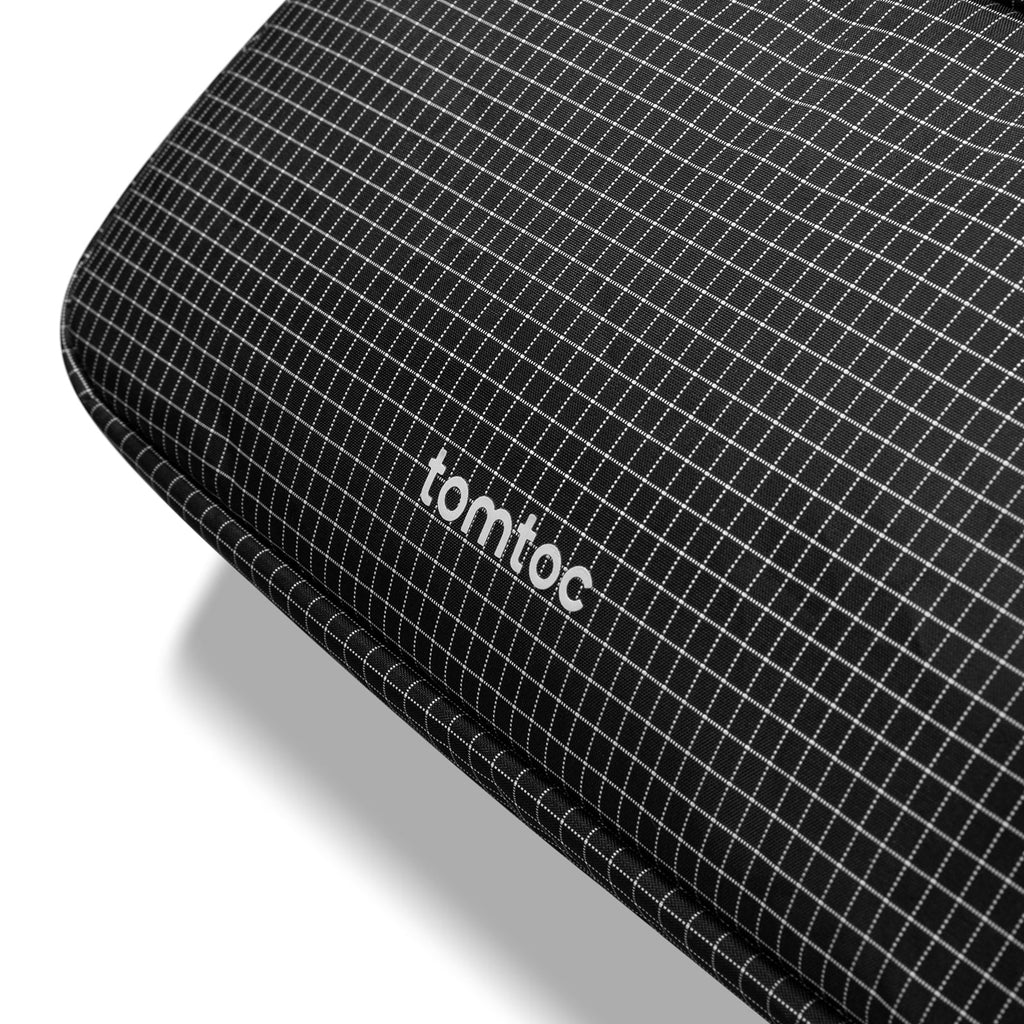 Light-T12 Advanced Tech Organizer Black