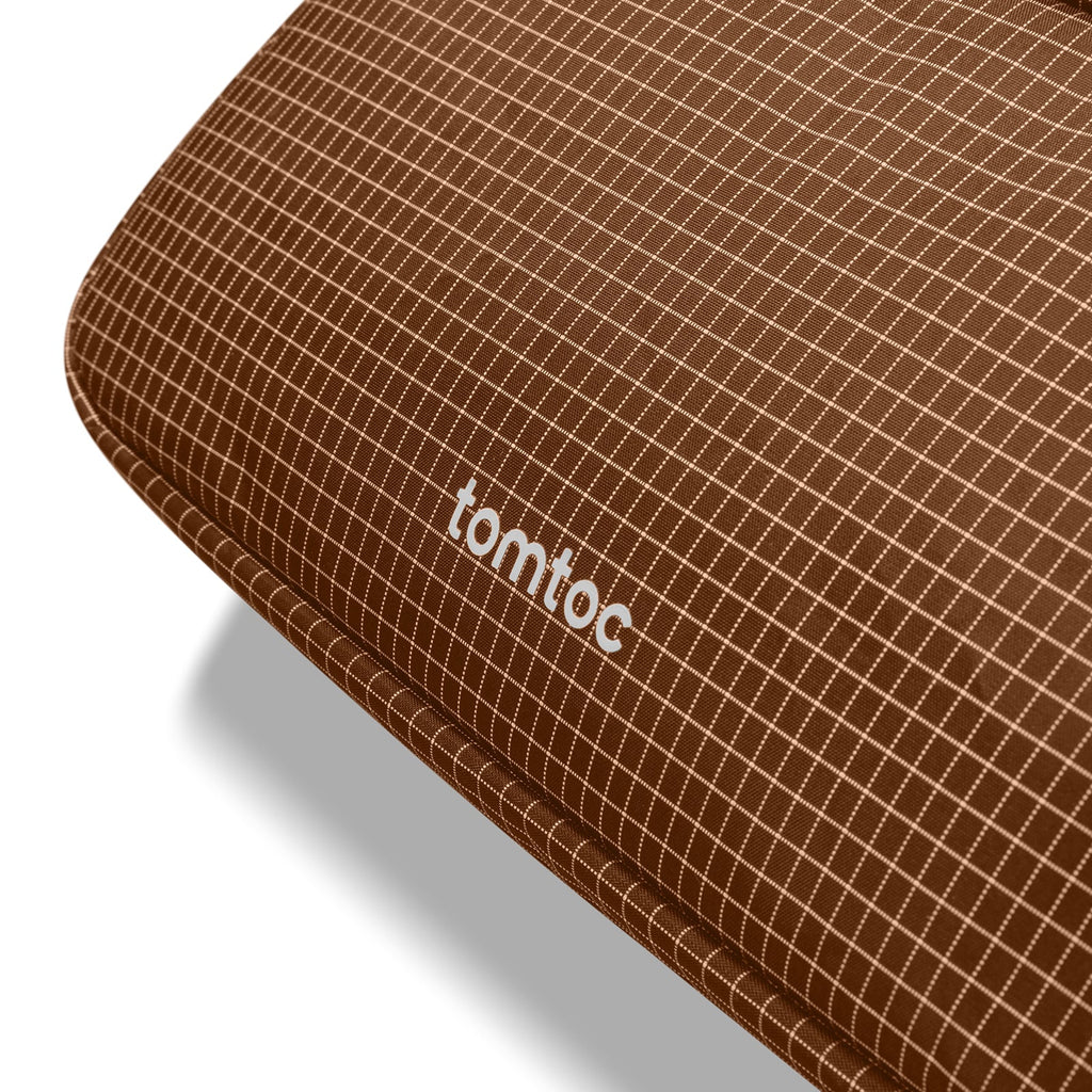 Light-T12 Advanced Tech Organizer Brown