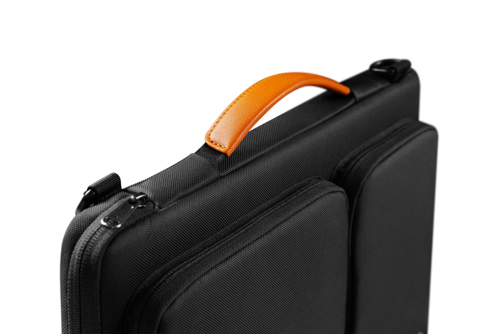 Defender-A42 Laptop Shoulder Bag 13.5 inch / 4.7L