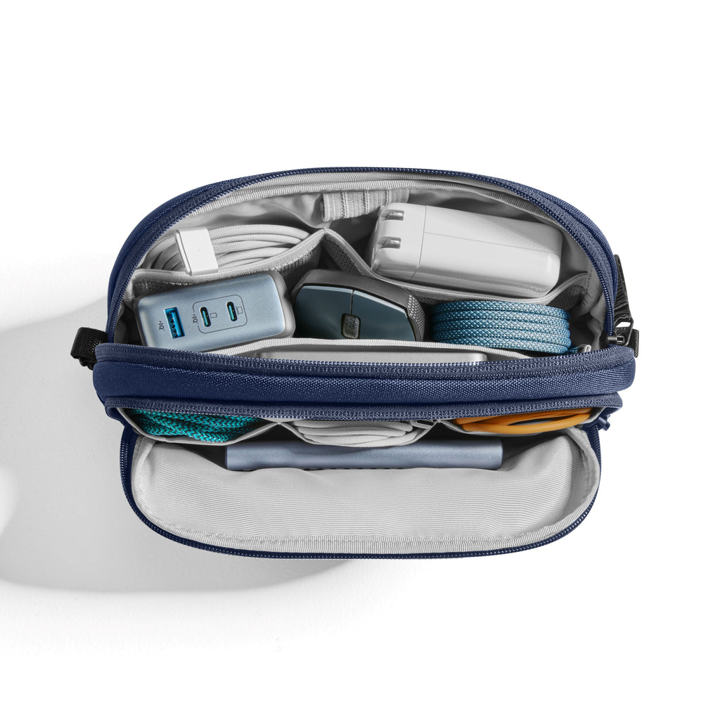 Light-T12 Electronic Accessory Pouch 1.8L