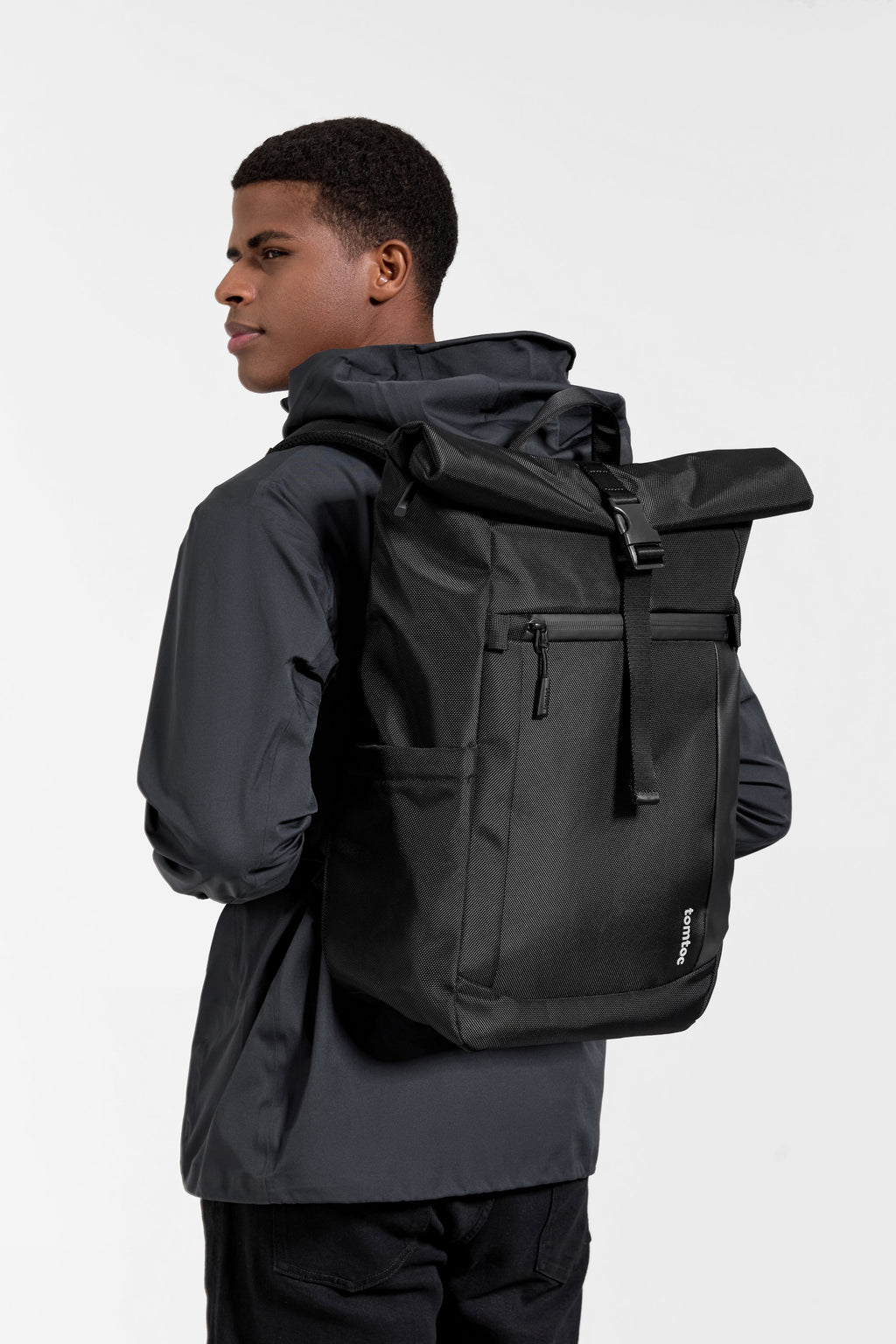 Navigator-T61 Rolltop Backpack for a 17.3-inch (25L - 30L)