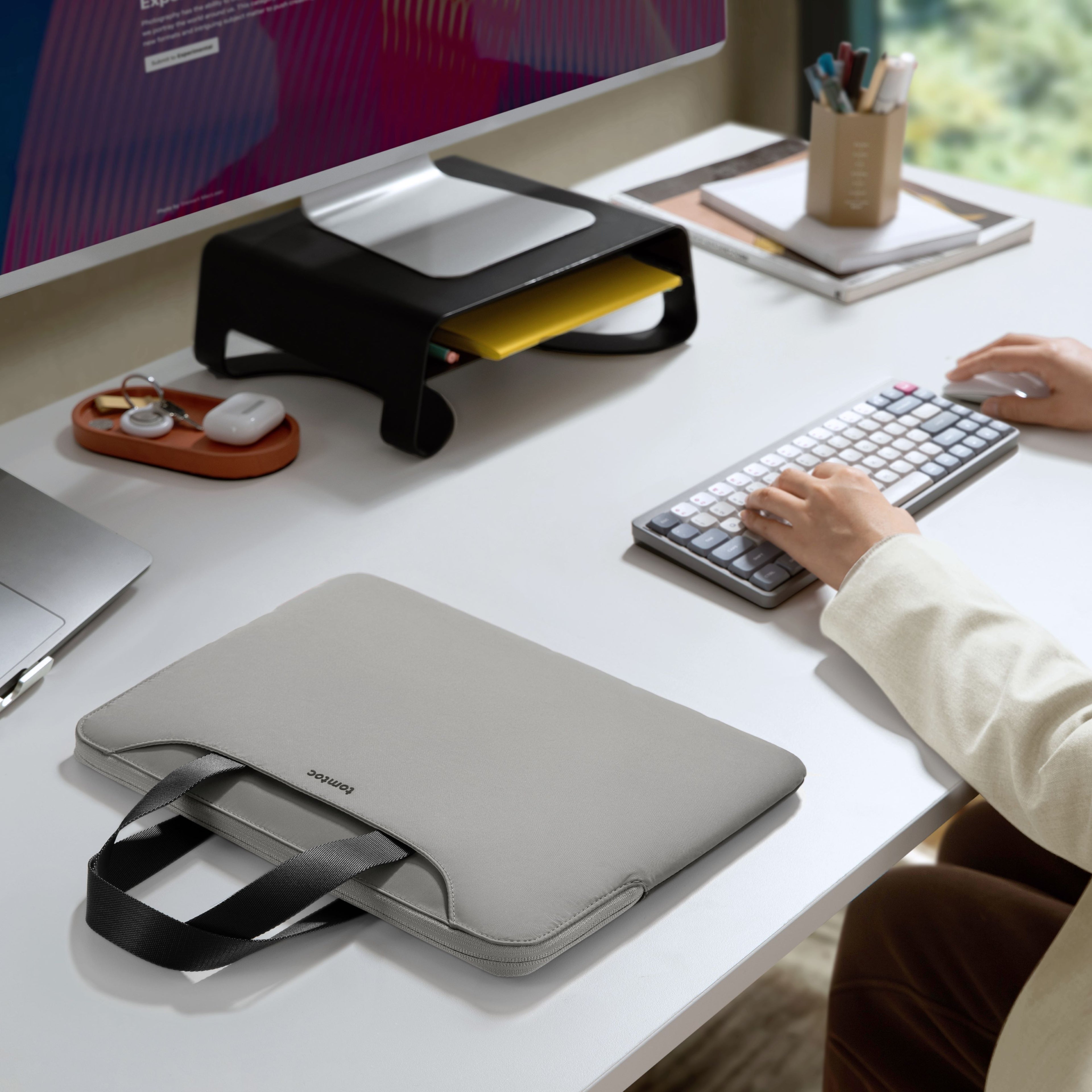 Light-A21 Dual-color Slim Laptop Handbag 16-inch