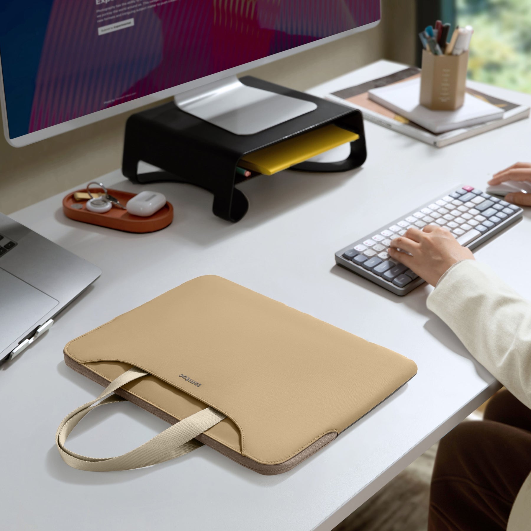 Light-A21 Dual-color Slim Laptop Handbag 16-inch