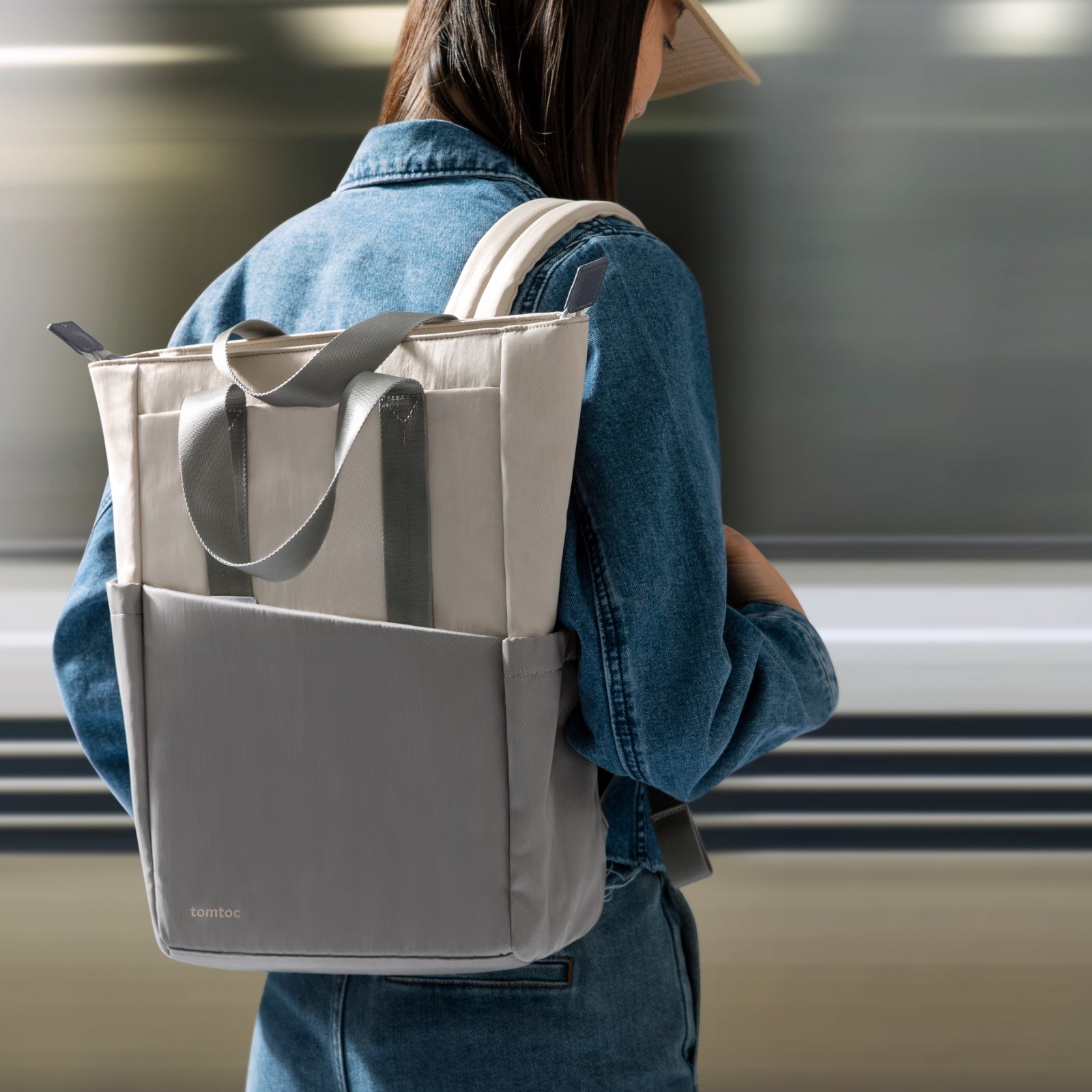 バッグ taku Slash-T64 Flip Laptop Backpack 15.6 Inch/18L Green – tomtoc South