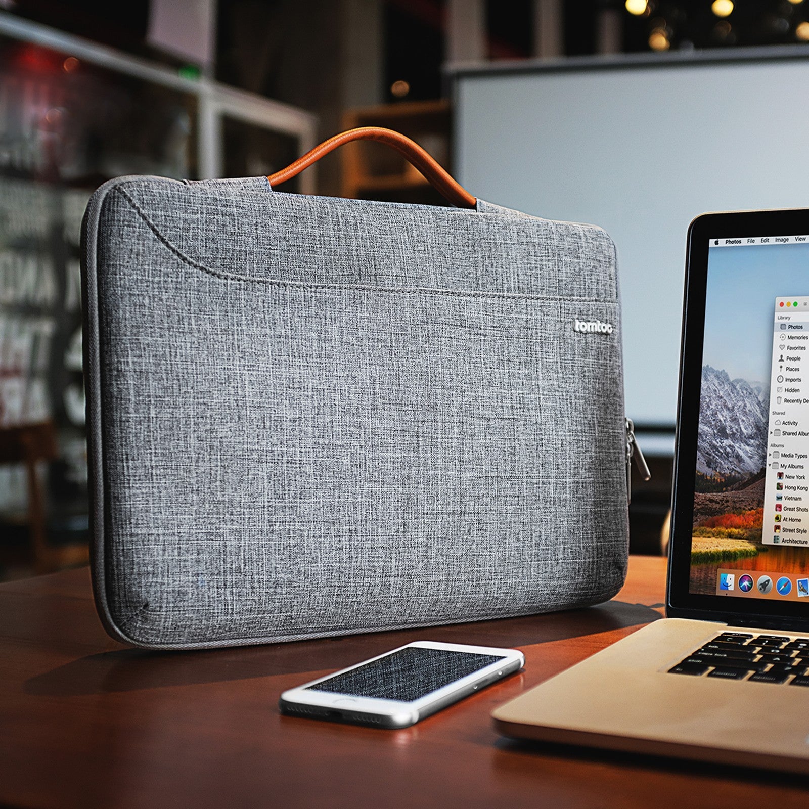 Defender-A22 Laptop Briefcase 15.6-inch | Gray