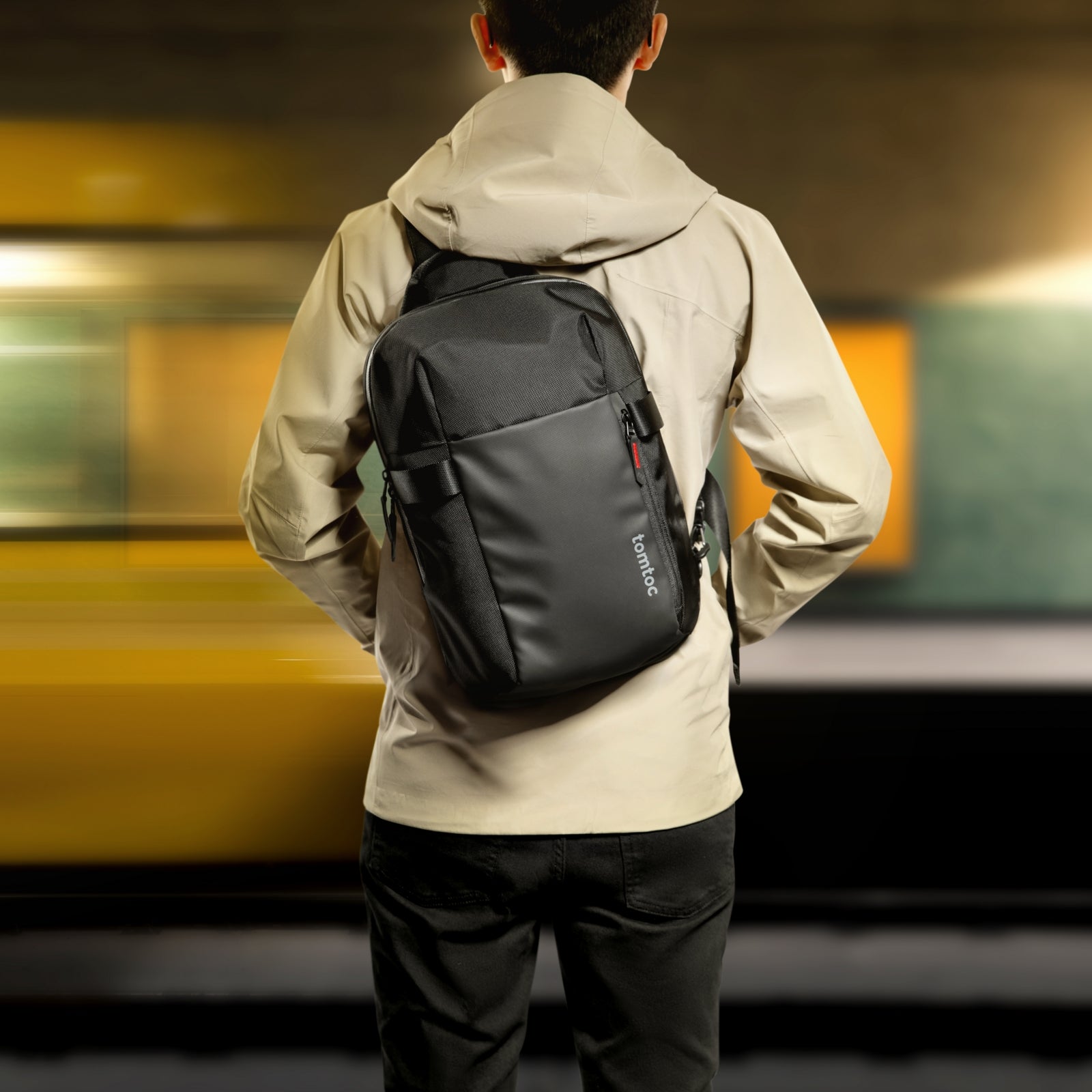 Navigator-T24 Sling Bag 9L 14-inch – tomtoc South Africa
