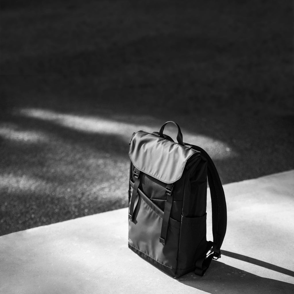 Slash-T64 Flip Laptop Backpack 18L [Up to 16-inch]