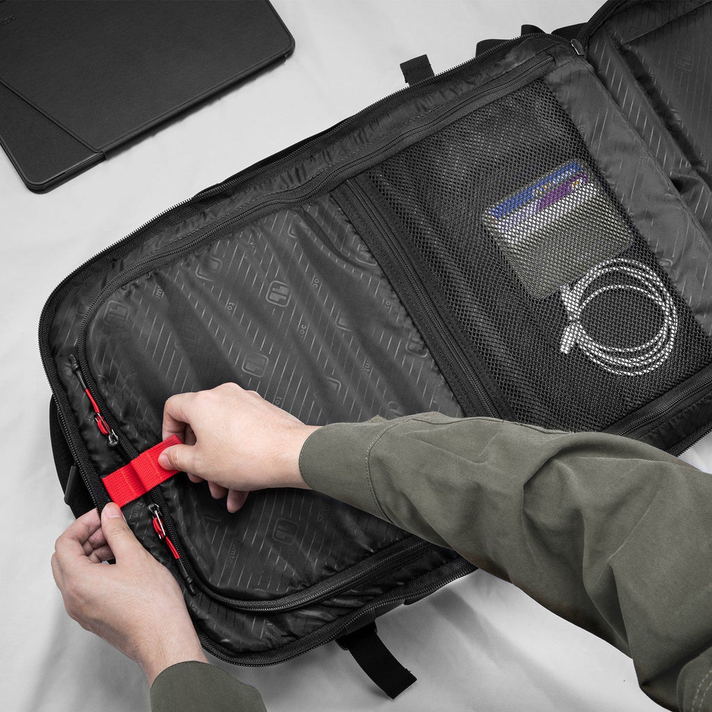 Navigator-T66 Travel Laptop Backpack 40L