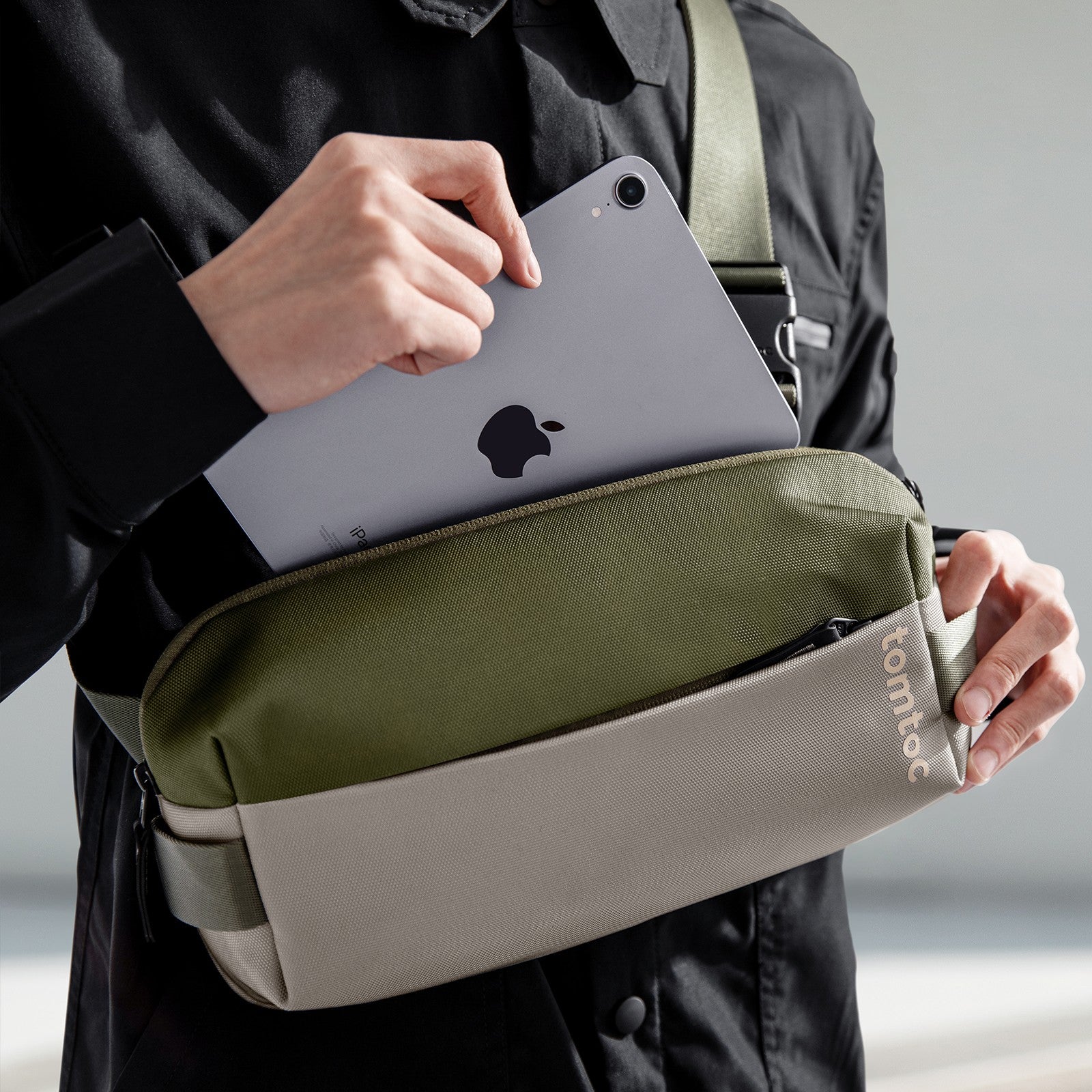 Explorer-H02 Sling Bag with Minimalist EDC Design Small 8-inch [4L]