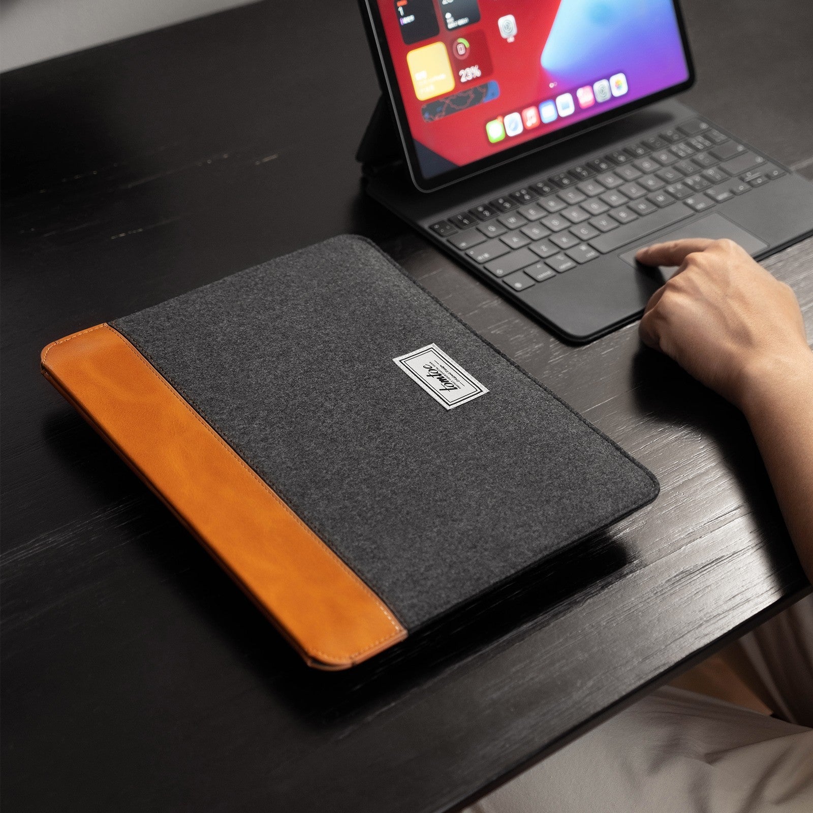 Vintage-H16 Laptop Sleeve for 12.9-inch iPad Pro