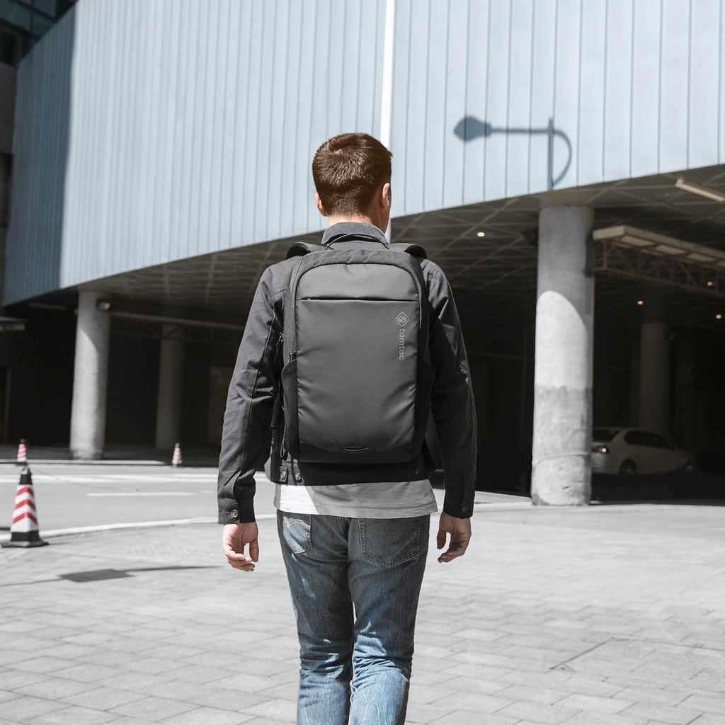 Navigator-H61 Laptop Backpack with 15.6-inch 26L | Black